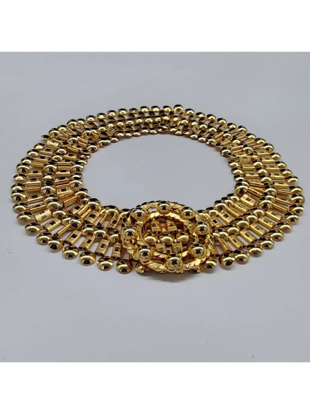 Gold Toned Metal Belt Medieval Style Statement Detail Retro Small Vintage